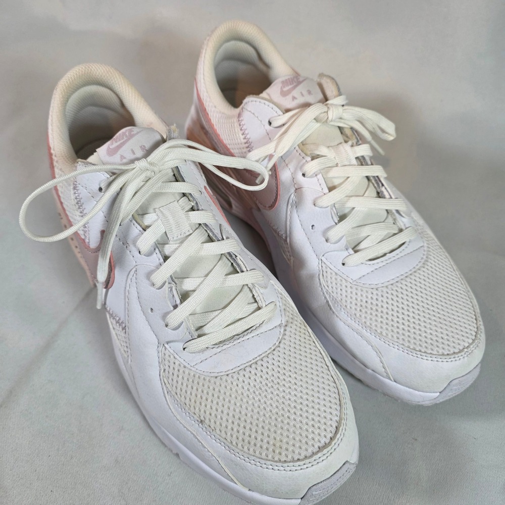 Nike Air Max Excee Womens 11 White Barely Rose Sneakers - Picture 4 of 7